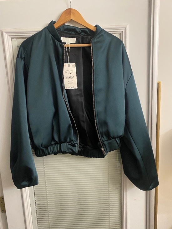 Zara Jackets & Blazers - Zara Green Satin Bomber Jacket